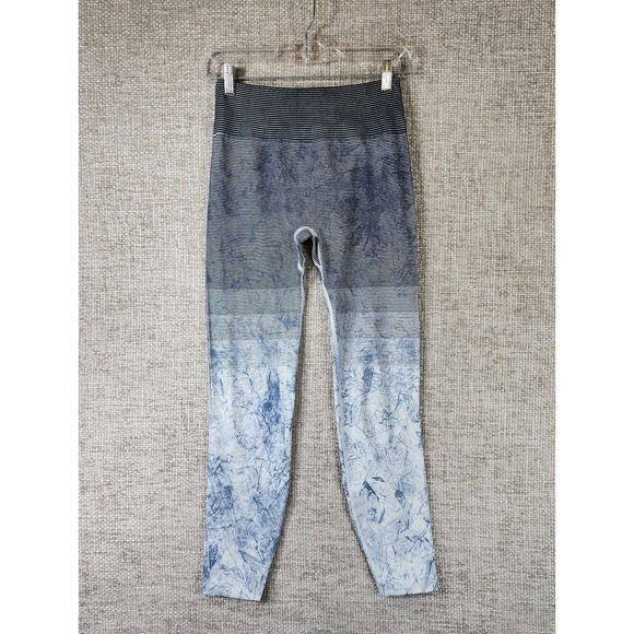 lululemon athletica Pants - Lululemon Striped Crinkle Look Leggings Womens *Medium (8-10) Blue 24x26